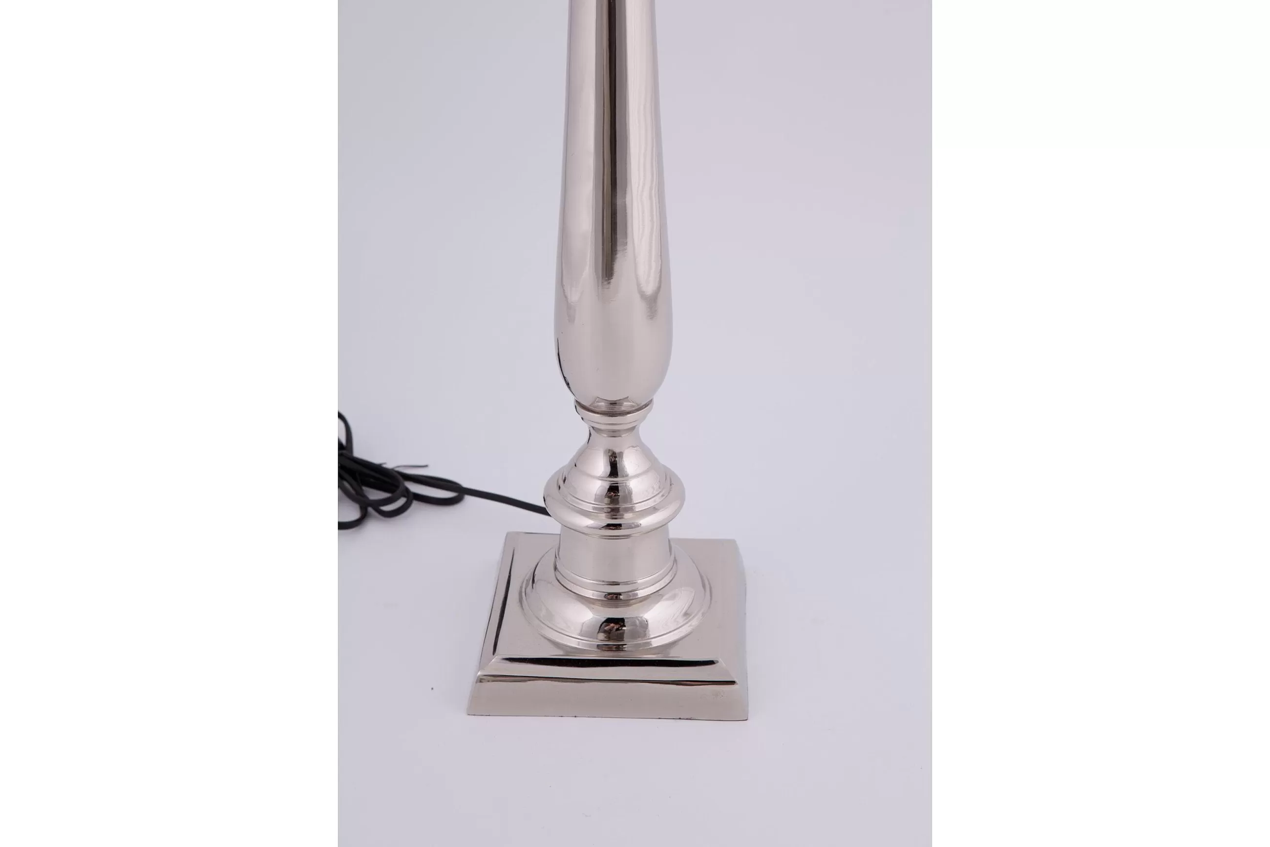 Flamant Venzo, Lampe De Table, Laiton Et Nickel- Eclairage